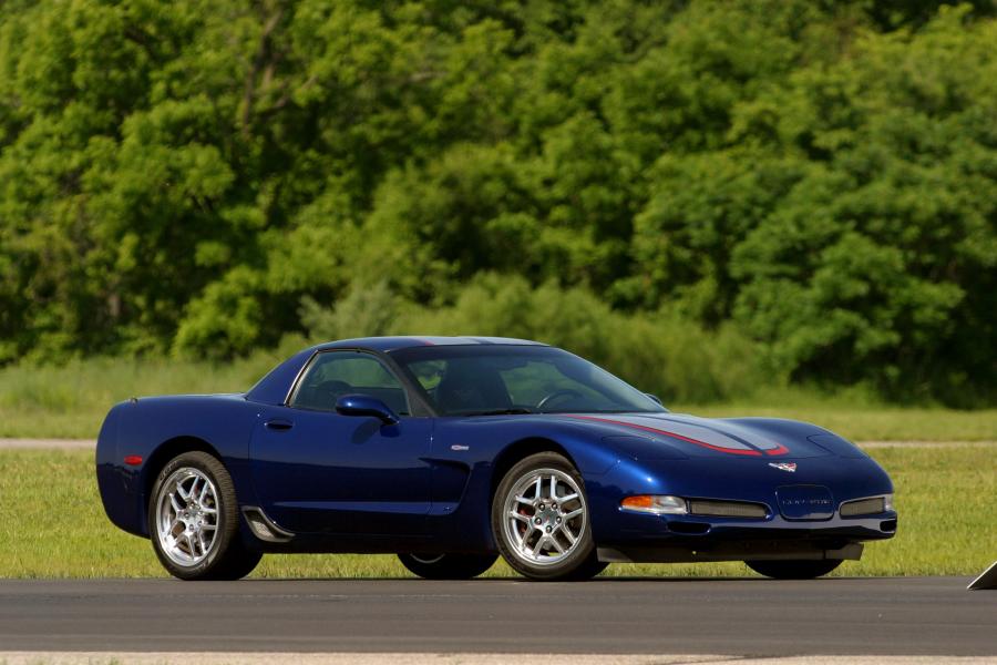  Chevrolet Corvette Z06 2001 года  (фото 22 из 73)